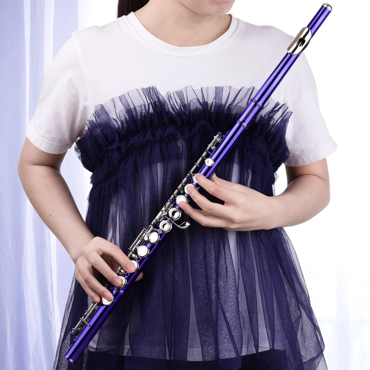 16 Keys Cupronickel Nickel-plated Closed Hole C Flute with Carry Case H782167
