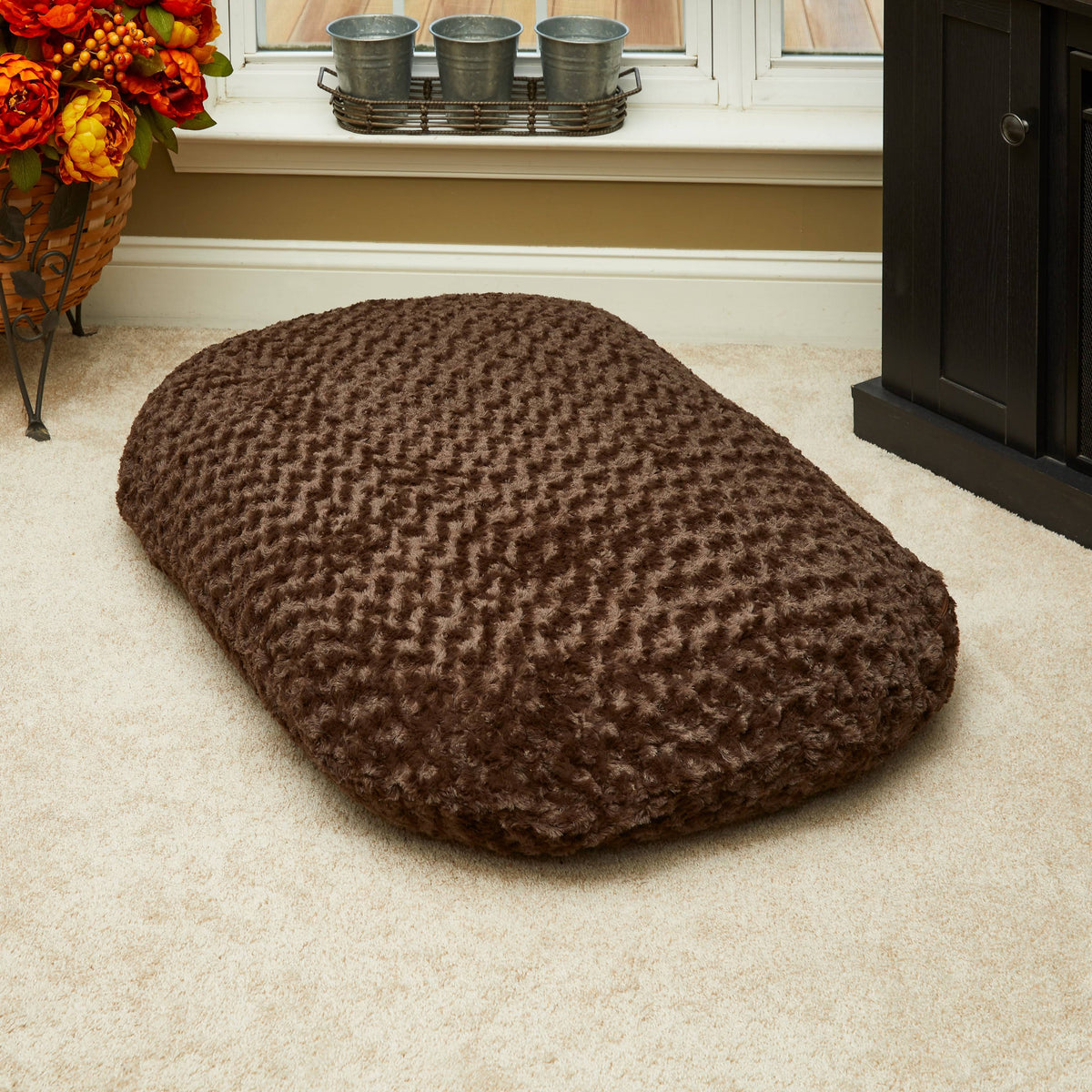 Large Oval Soft Furry Pet Bed in Gray Y6725