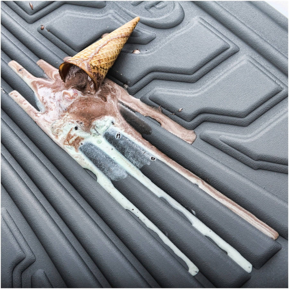 Floor Liner J963
