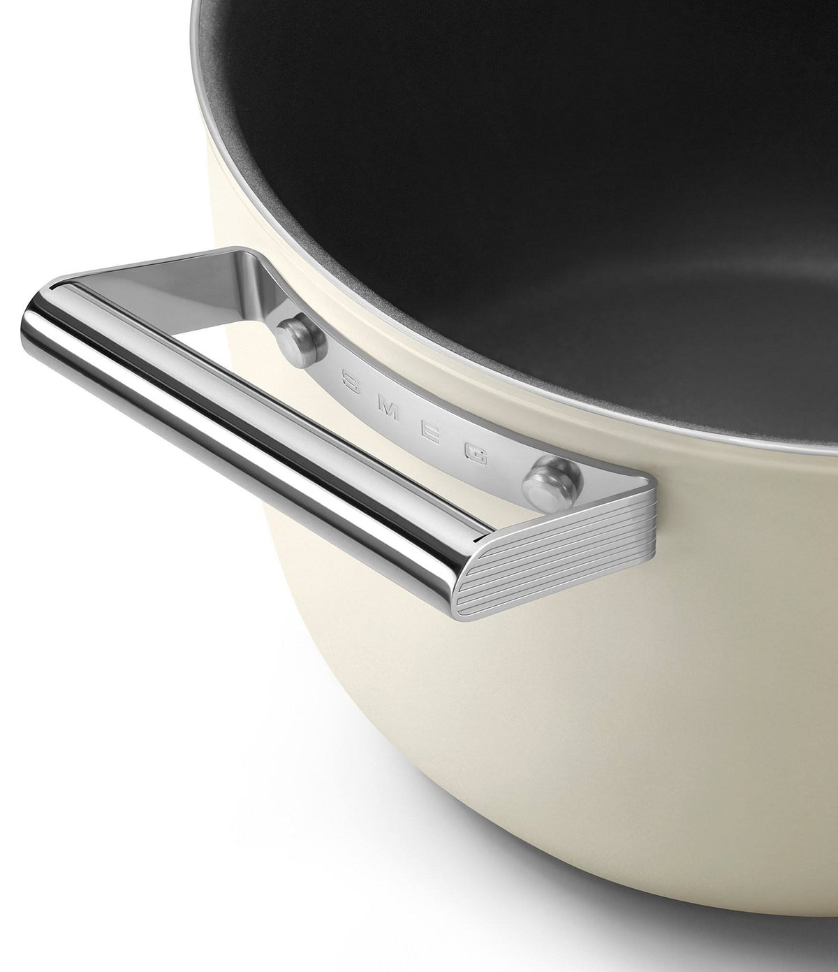 Cream 8-Quart Casserole Dish with Lid L112811
