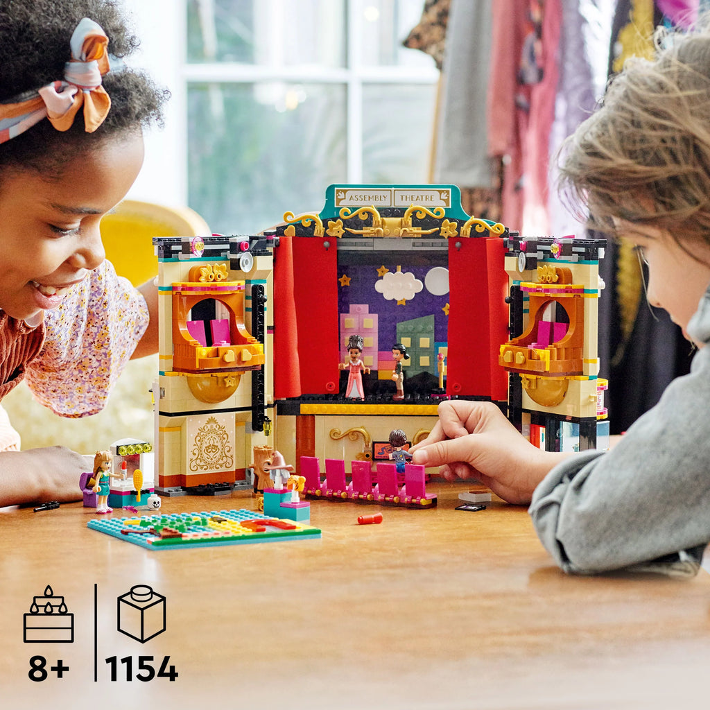 Theater School Playset with 4 Mini-Dolls H807
