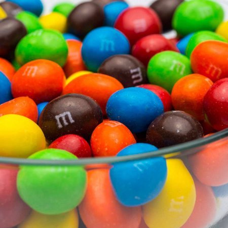 M&M's Peanut Candy, 19.2 Ounce (4 Bags) J4363
