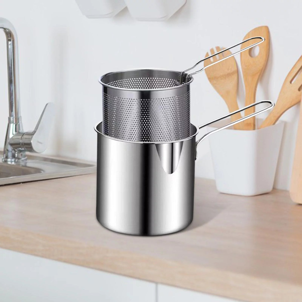 Stainless Steel Deep Fryer Pot with Basket K430950