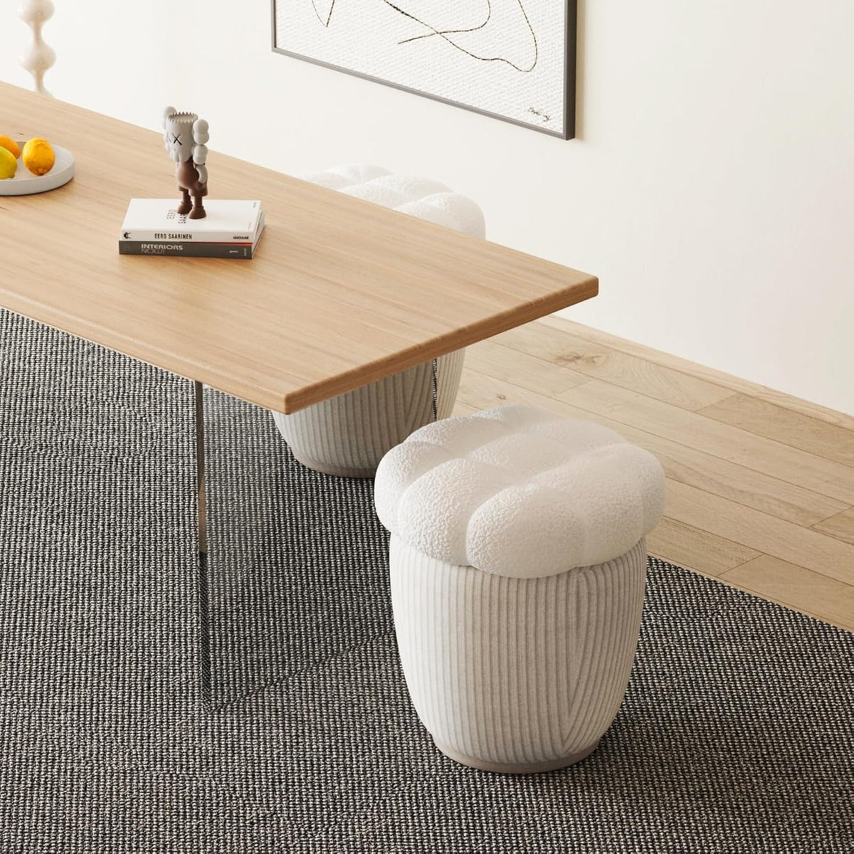White Round Ottoman with Removable Lid R94092