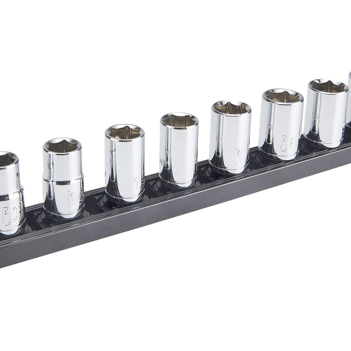 1/2 in. Magnetic Socket Rail with Twist Lock U531496