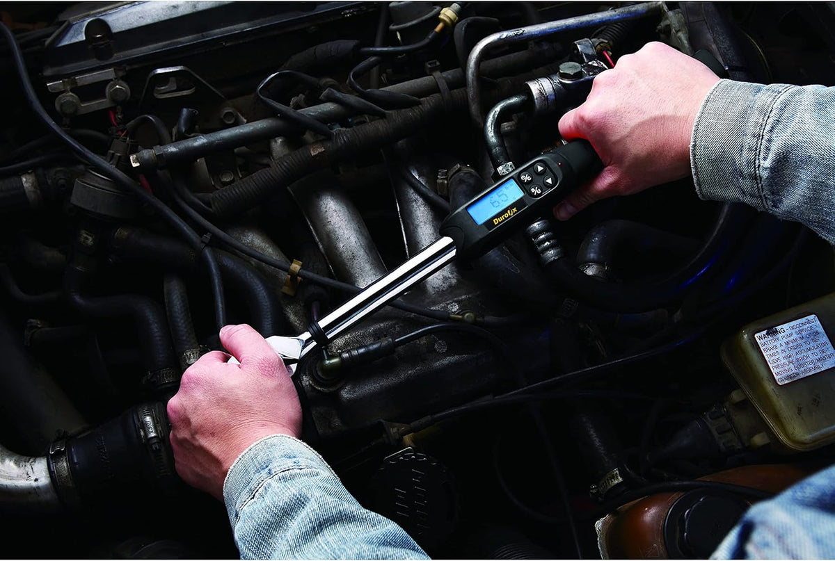 1/2” Digital Torque Wrench with Buzzer and LED Flash Notification Q384